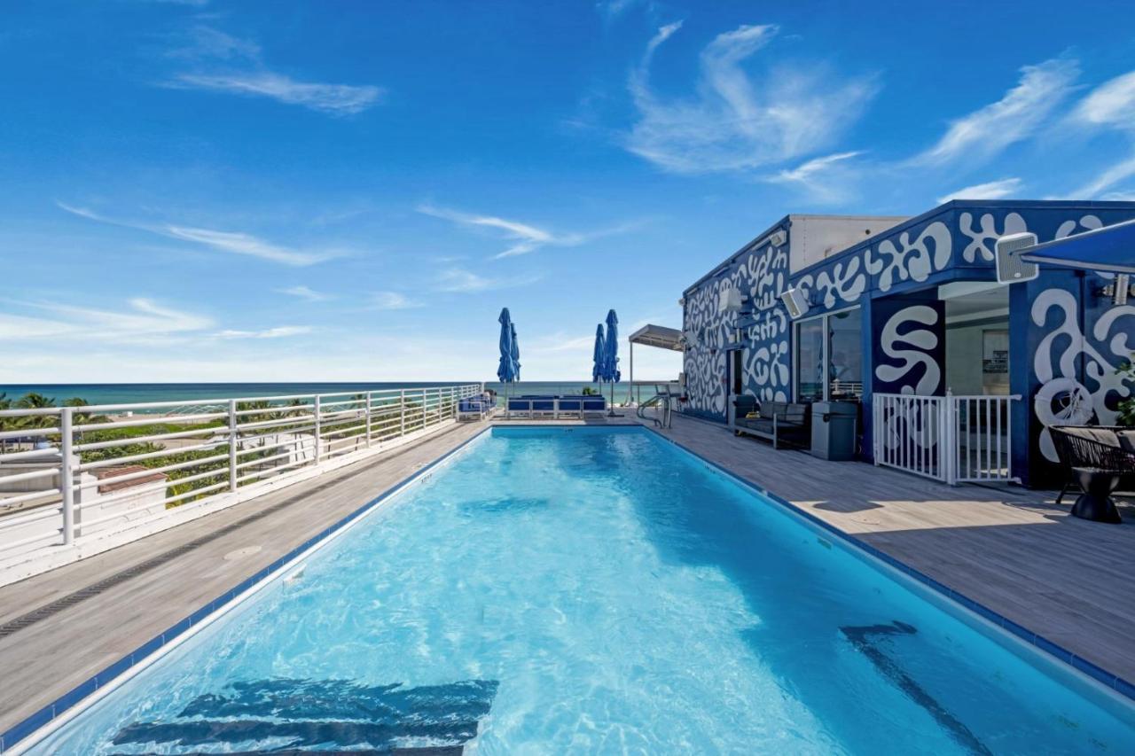 Ocean Drive Apartments With Rooftop Pool, South Beach, Miami Маями Бийч Екстериор снимка