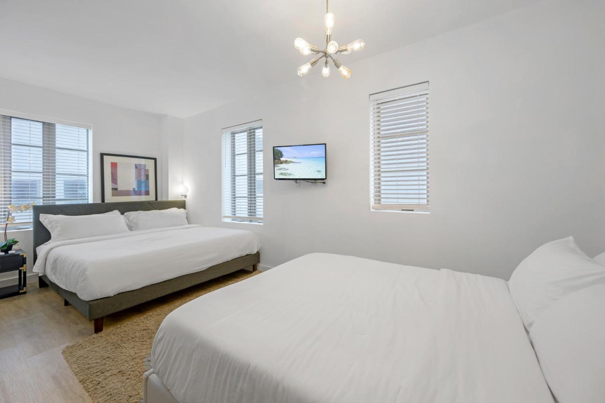 Ocean Drive Apartments With Rooftop Pool, South Beach, Miami Маями Бийч Екстериор снимка