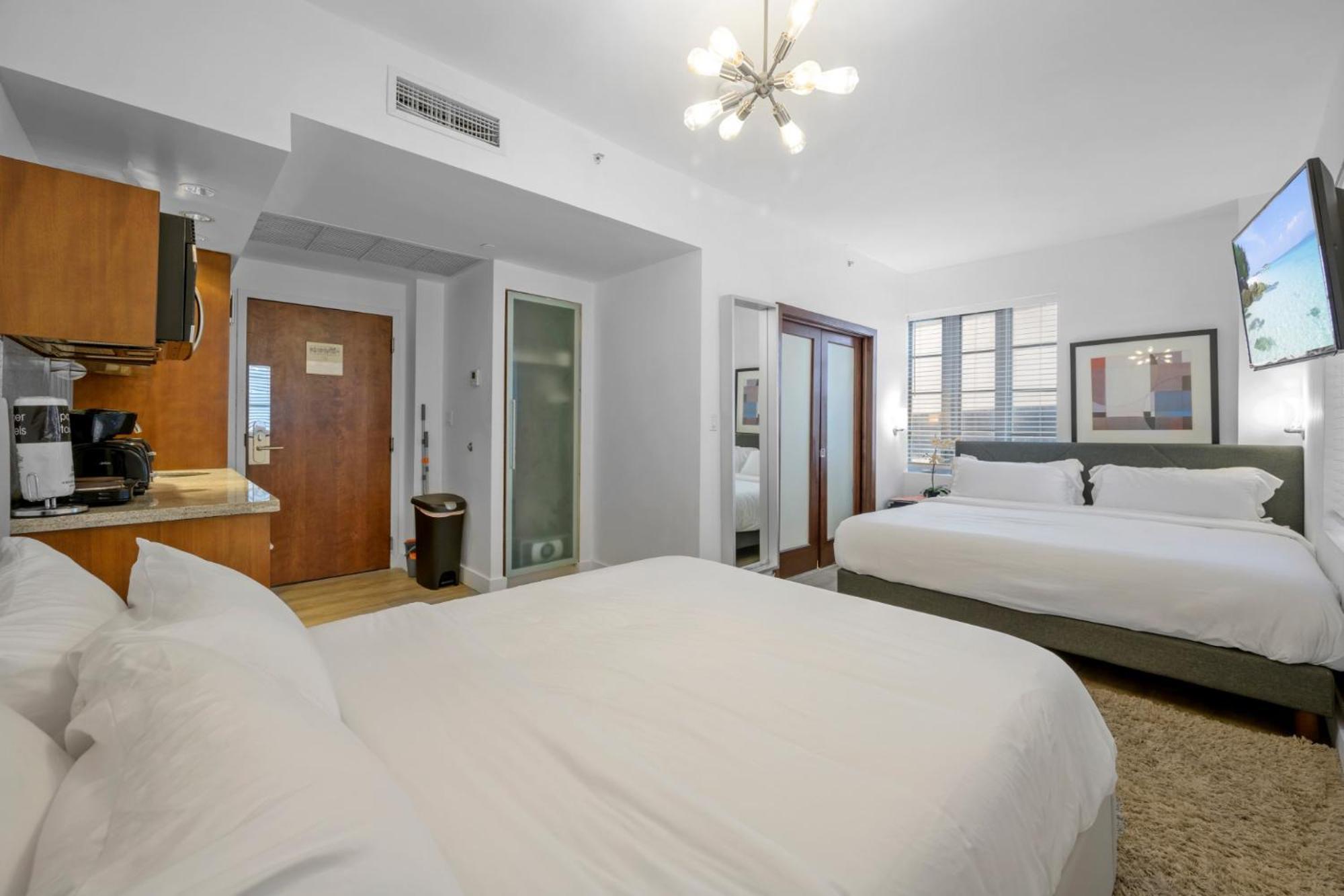 Ocean Drive Apartments With Rooftop Pool, South Beach, Miami Маями Бийч Екстериор снимка