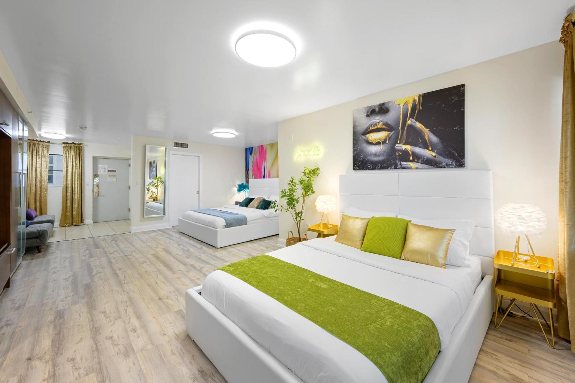 Ocean Drive Apartments With Rooftop Pool, South Beach, Miami Маями Бийч Екстериор снимка